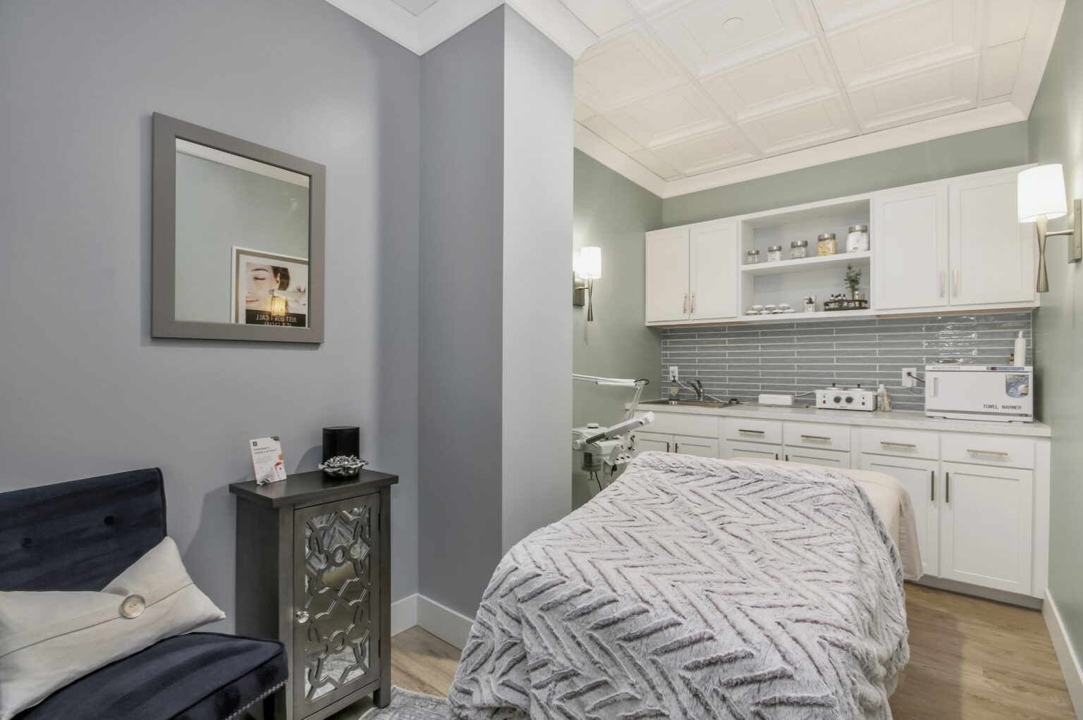 Lash Extensions Wichita, KS Remedy Spa